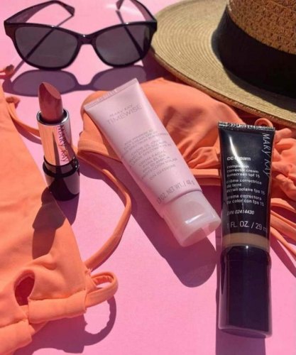 MK Summer Beauty Experience at Ava Wray Boutique