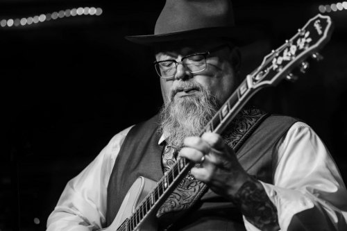 Johnny Riley at Green Oaks Tavern